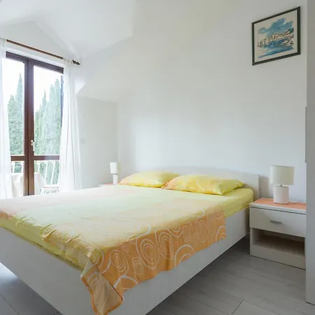 Appartamento Anka 2 *